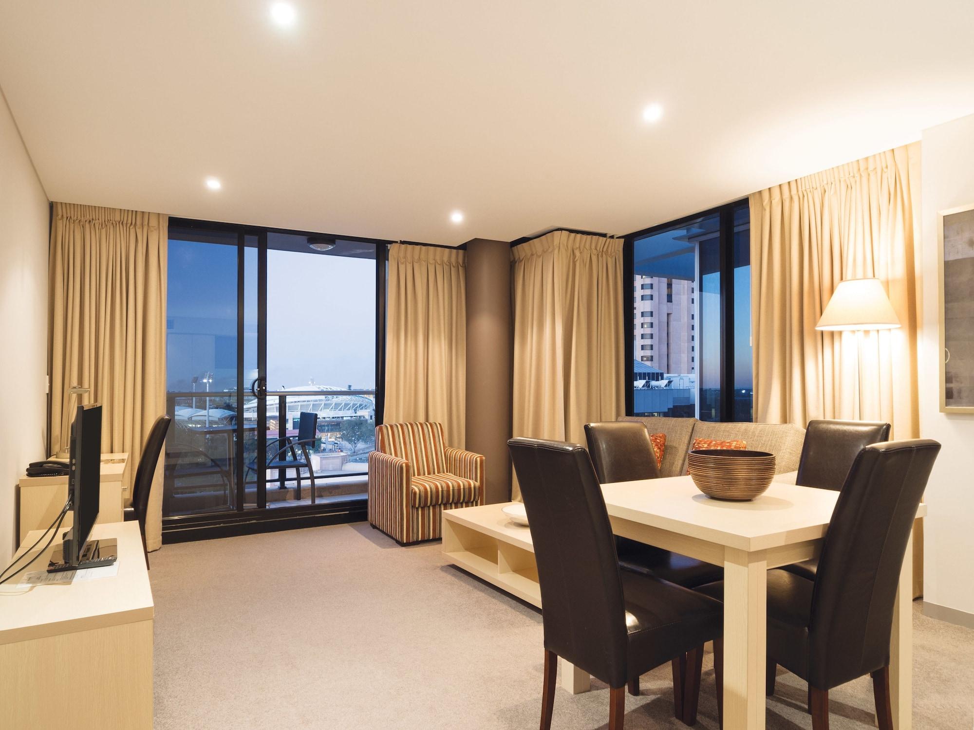 Oaks Adelaide Horizons Suites 外观 照片