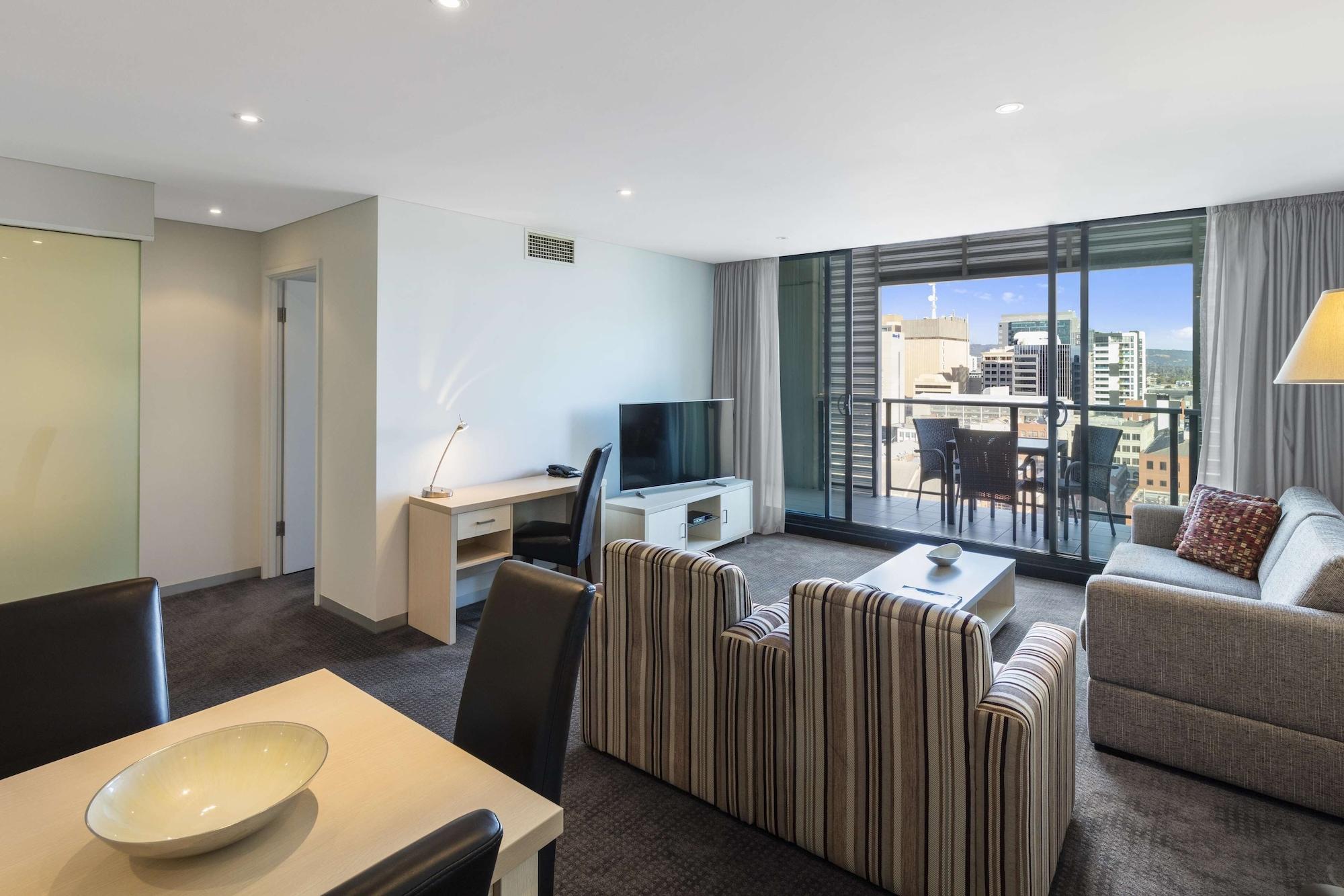 Oaks Adelaide Horizons Suites 外观 照片