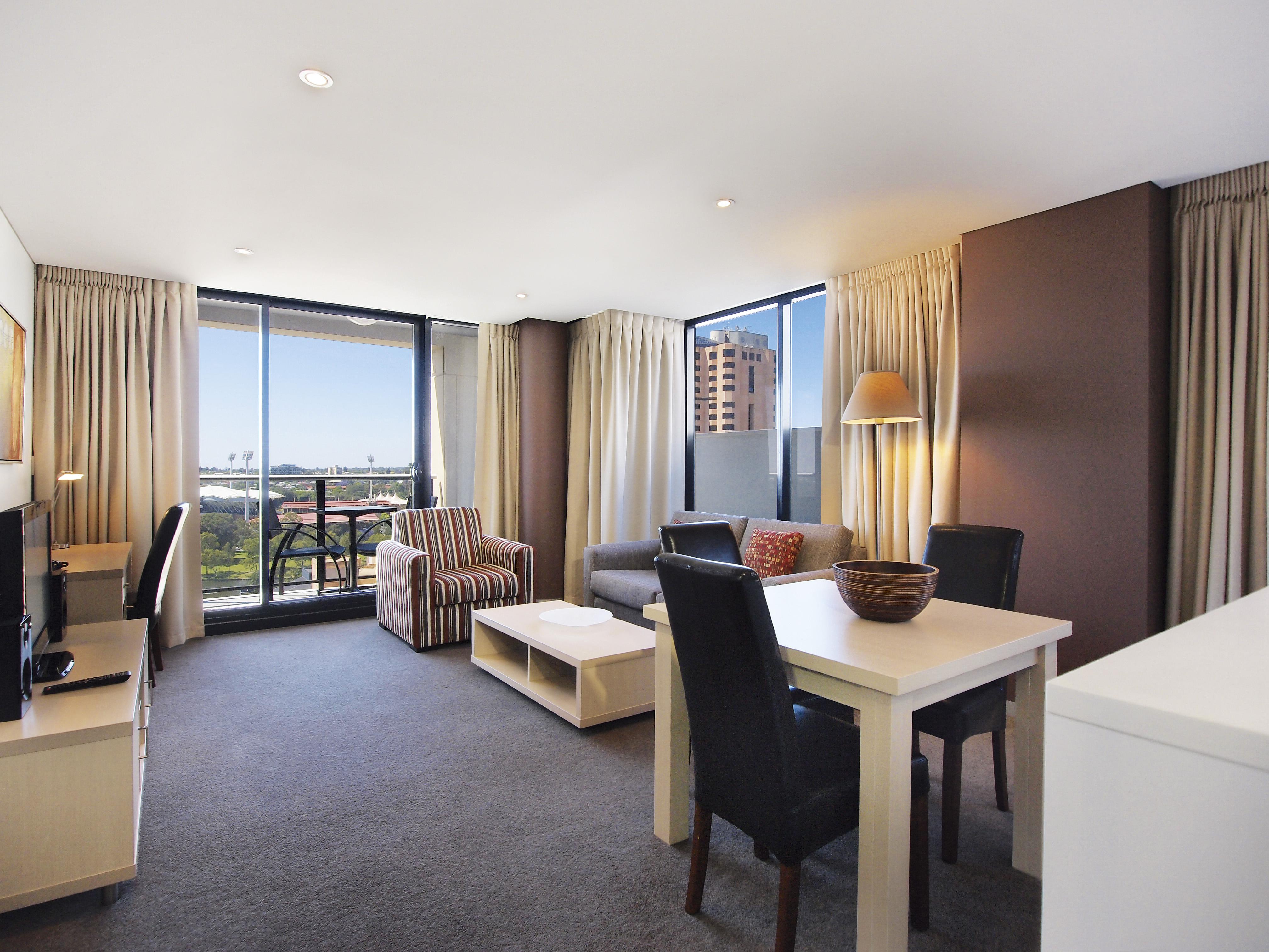 Oaks Adelaide Horizons Suites 客房 照片