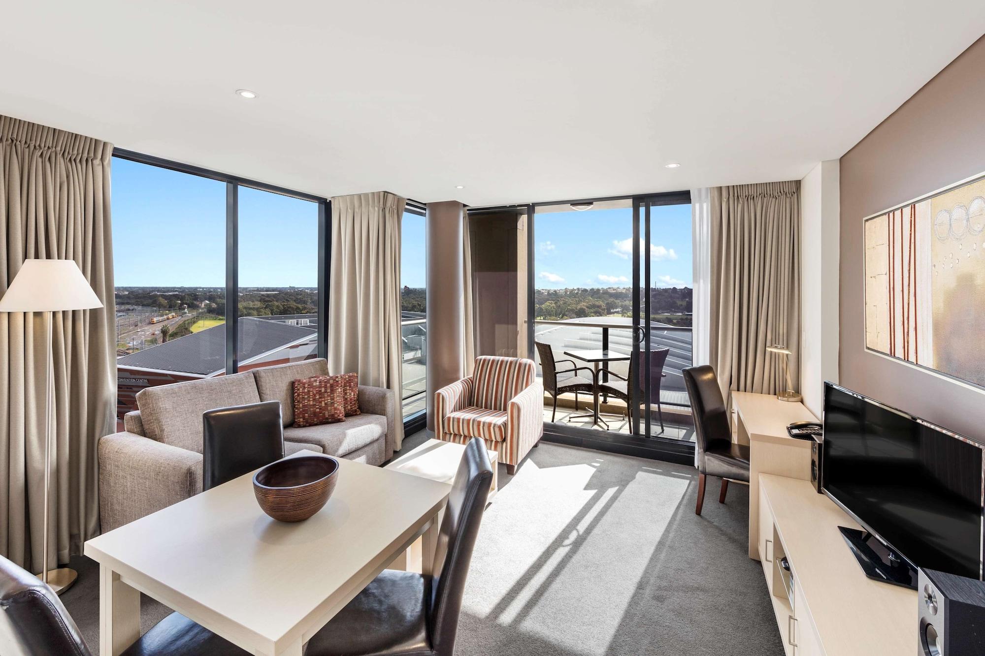Oaks Adelaide Horizons Suites 外观 照片