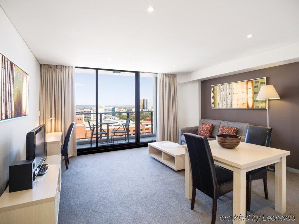 Oaks Adelaide Horizons Suites 外观 照片