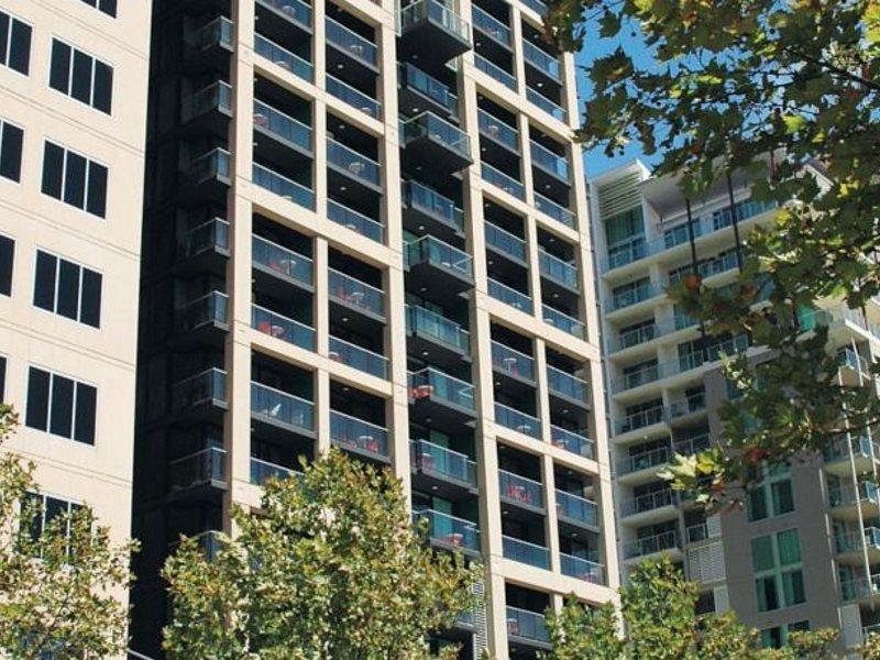 Oaks Adelaide Horizons Suites 外观 照片