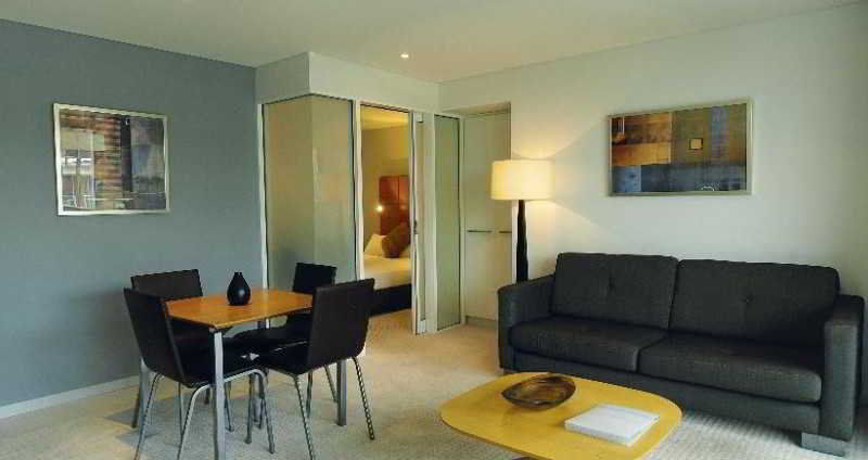 Oaks Adelaide Horizons Suites 外观 照片