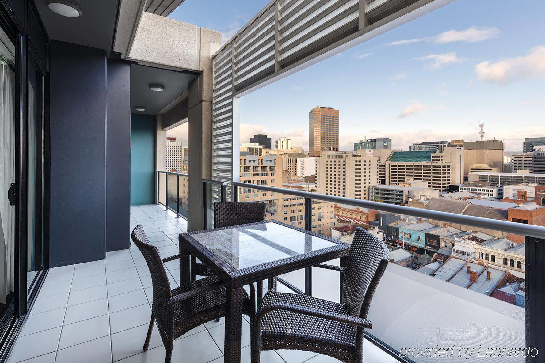 Oaks Adelaide Horizons Suites 外观 照片