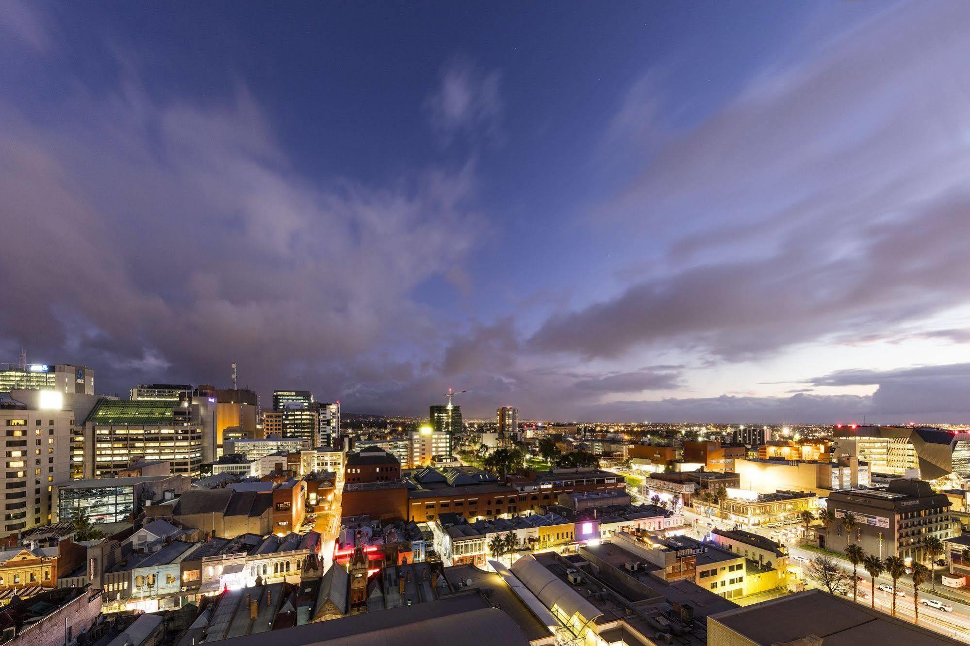 Oaks Adelaide Horizons Suites 外观 照片