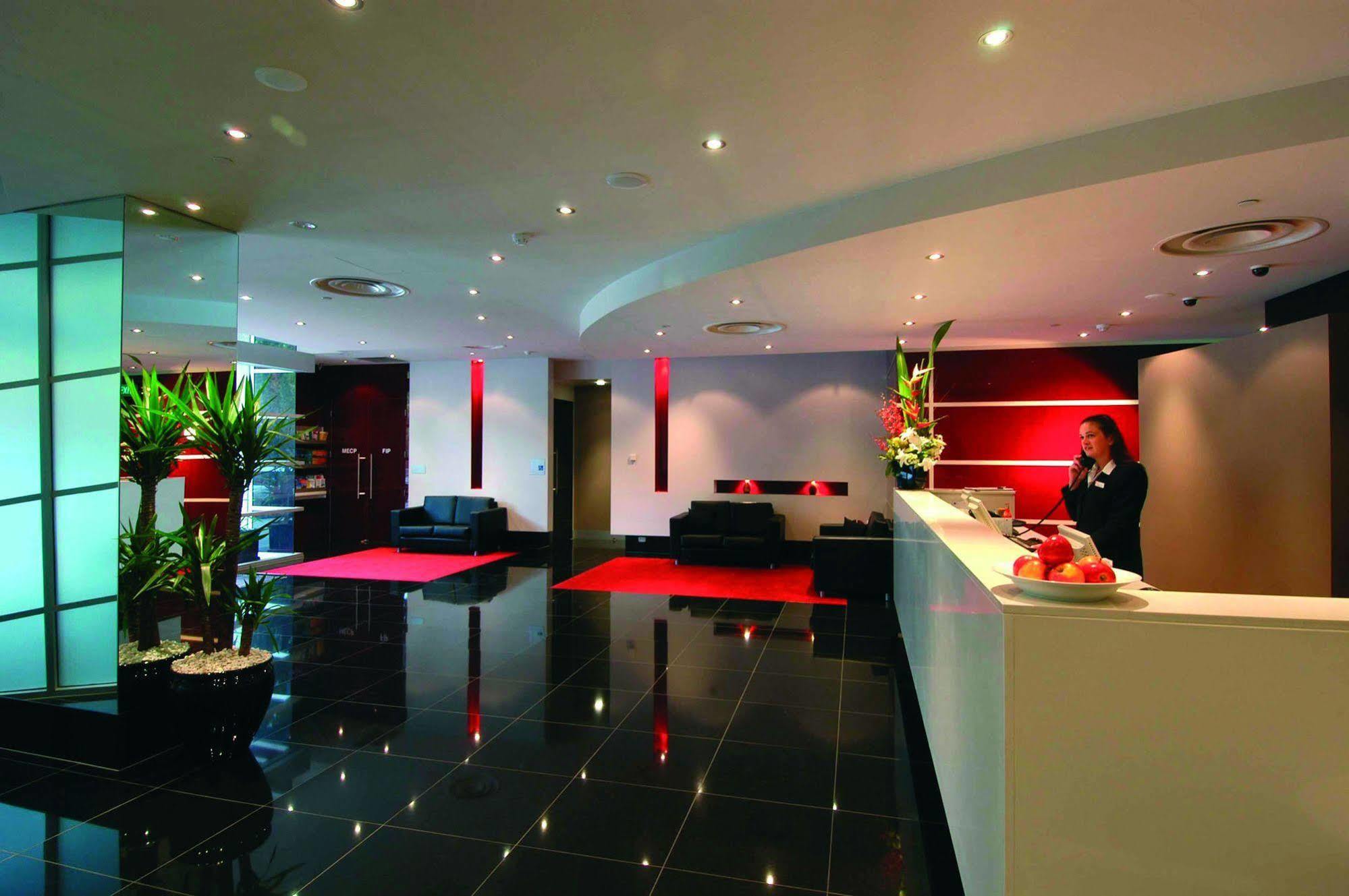 Oaks Adelaide Horizons Suites 内观 照片