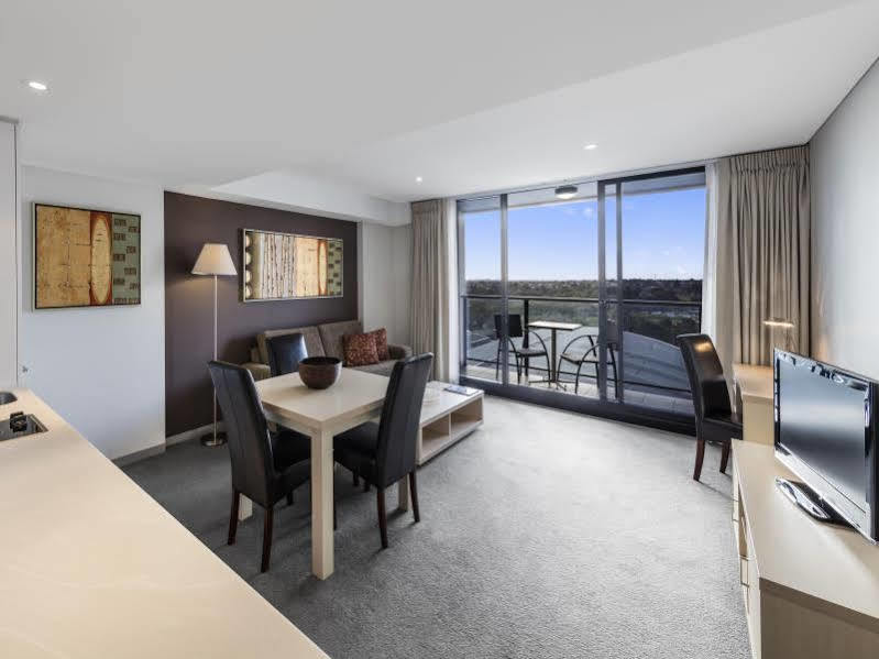 Oaks Adelaide Horizons Suites 外观 照片